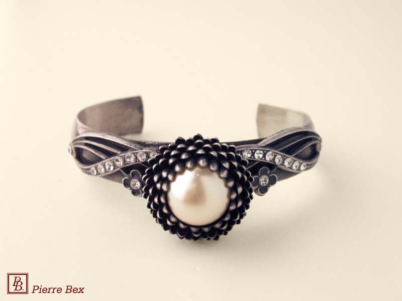 Pierre-Bex Art-Deco bracelet with rhinestones and pearl 46722-14